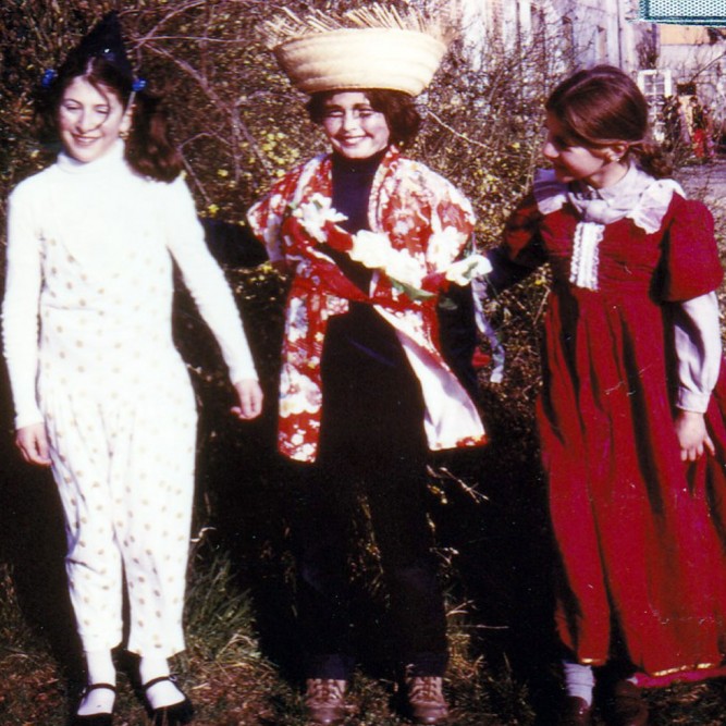 Son premier costume de scène.